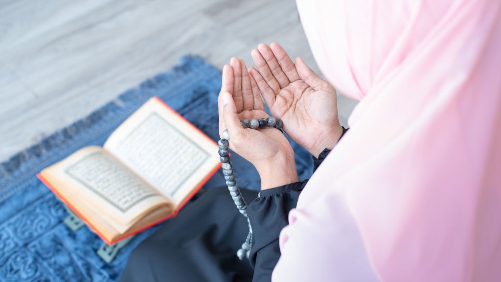 Penyembuhan dengan Ruqyah dan Doa