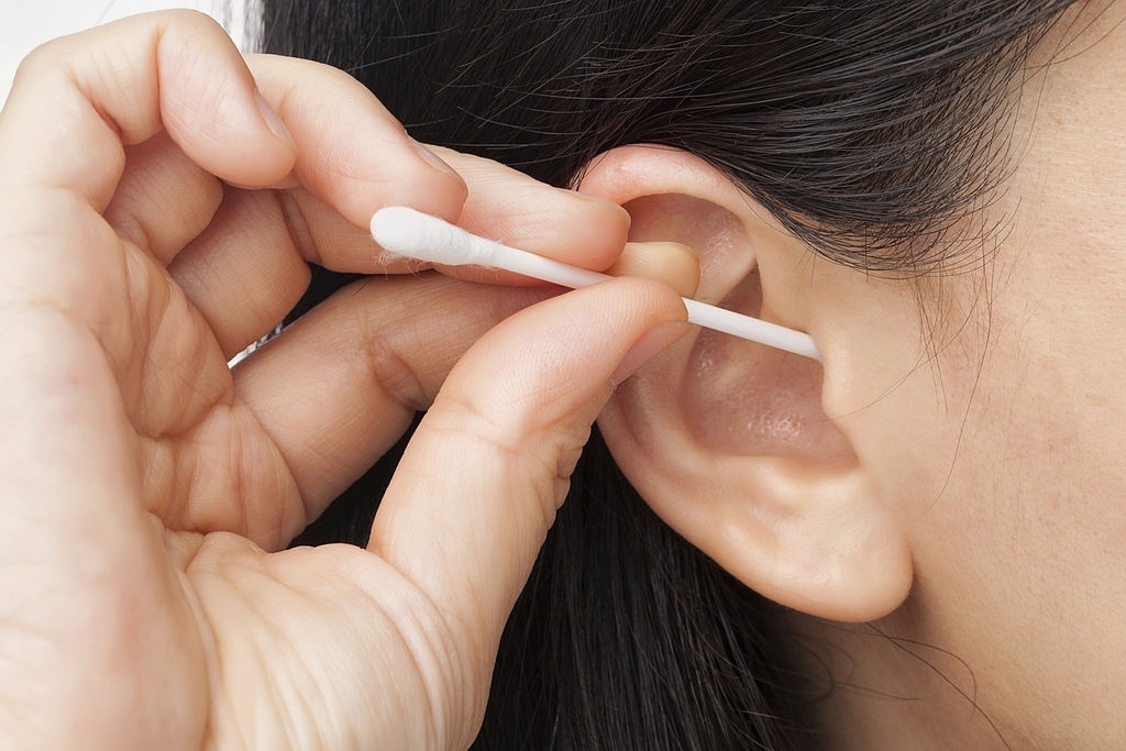 用棉籤清潔耳朵會打破禁食嗎？