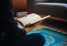 Sifat Shalat Nabi: Membaca Surat Al-Fatihah (5)