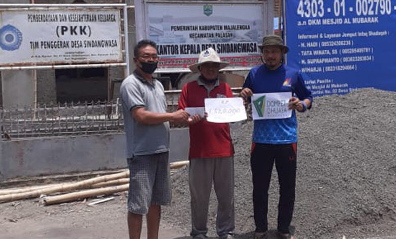 DDHK Beri Bantuan Dana Pembangunan Masjid Al Mubarak di Desa Sindangwasa Majalengka