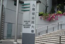 Ibu yang diduga membunuh 3 putrinya mulai diadili di pengadilan Kowloon City Magistrate pada hari Senin.