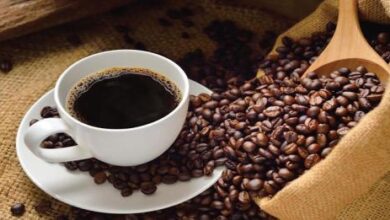 Drinking a cup of coffee is one of the good habits in the morning that can improve brain health.