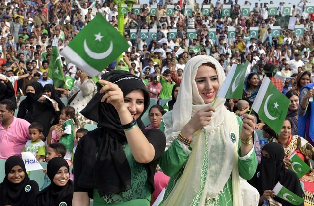 移至印尼、巴基斯坦，世界上穆斯林人口最多的國家。