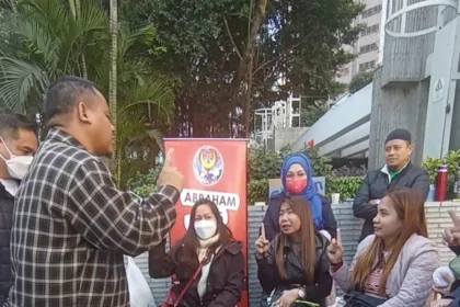 Dai Ambassador DDHK Ikut Bimbing 9 Muallaf Bersyahadat di Hong Kong