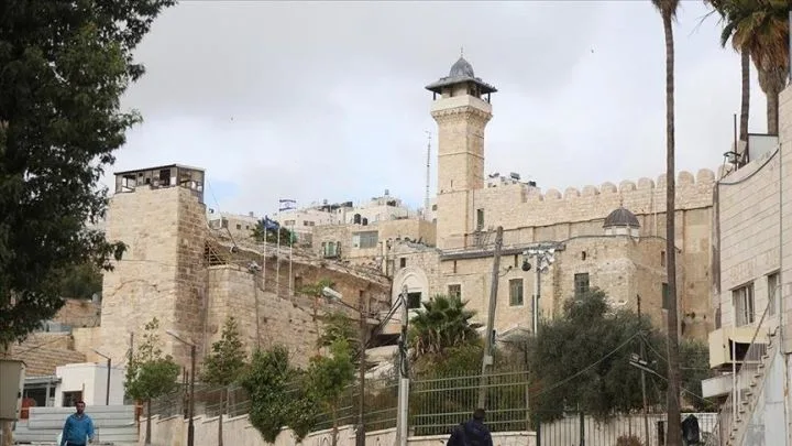 Israel Serbu Masjid di Tepi Barat Palestina yang Dihormati Yahudi, Muslim, Kristiani