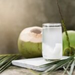 Ini Manfaat Minum Air Kelapa Setiap Hari