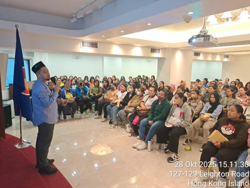 General Manager DDHK Turut Bekali PMI yang Baru Tiba di Acara Welcoming Program KJRI Hong Kong