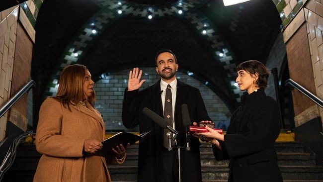 Zohran Mamdani, Wali Kota New York Pertama Disumpah Pakai Al-Qur'an