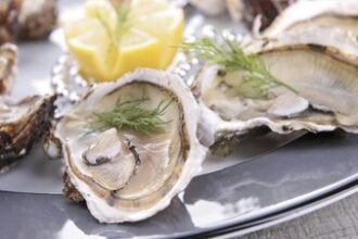 Ada Lonjakan Kasus Keracunan Makanan, Hindari Makan Tiram Mentah