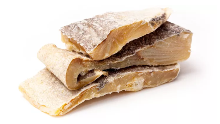 Begini Cara Menghilangkan Rasa Asin Berlebih pada Ikan Asin