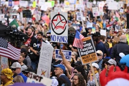 Marah dengan Kebijakan Trump dan Tolak Gaya Kepemimpinannya, Jutaan Warga AS Aksi Demonstrasi