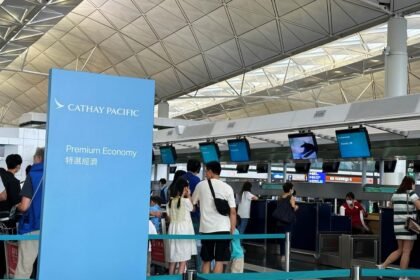Mulai Juni, Cathay Pacific Tutup Gerbang Keberangkatan Lebih Awal Mulai Juni untuk Kurangi Keterlambatan Terbang