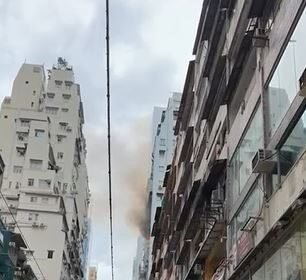 Kebakaran di Causeway Bay: 53 Orang Dievakuasi, Lalu Lintas Ditutup dan Layanan Trem Dihentikan